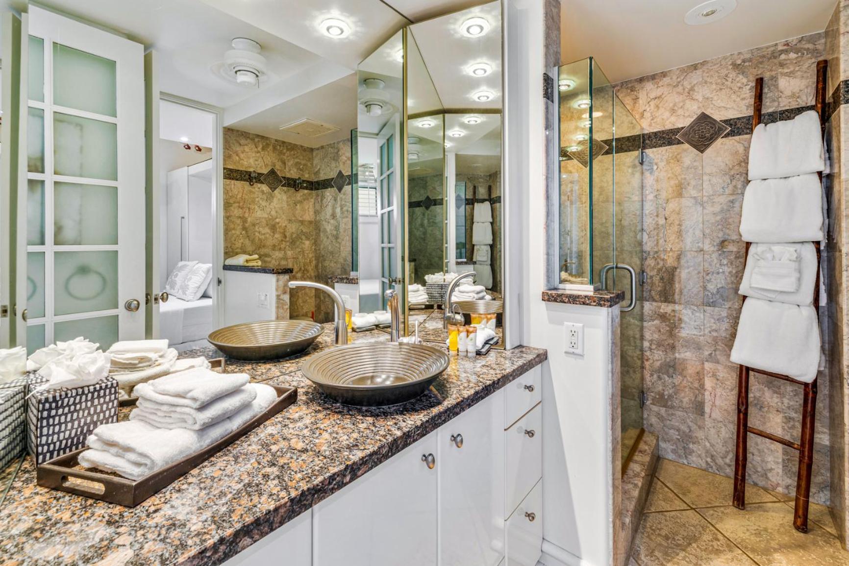 The Noniluna Two - Sleeps 9 Plus Pack N Play Lahaina Zewnętrze zdjęcie